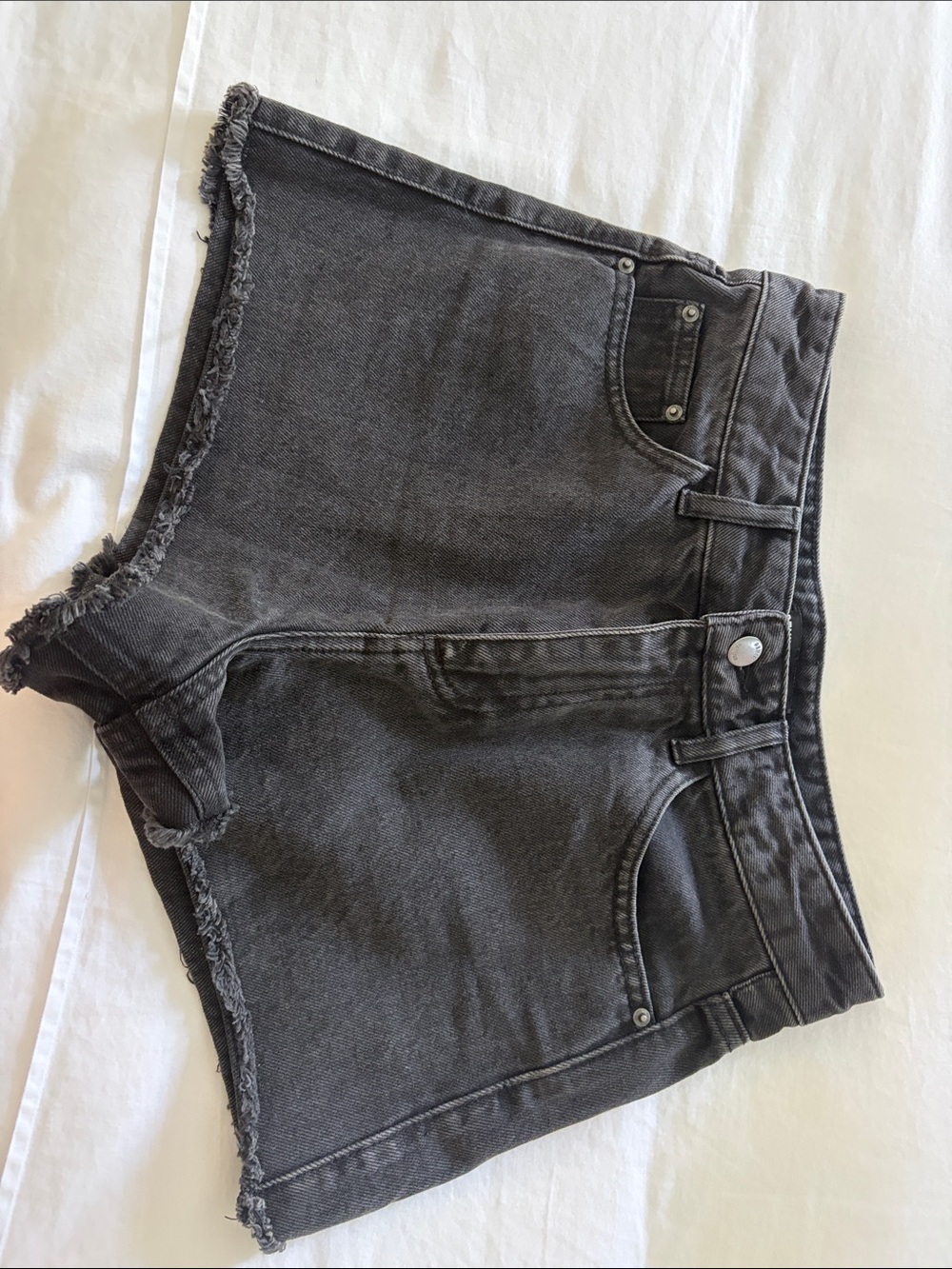 Glassons Washed Black High-Rise Frayed Hem Denim Shorts- Runs small (US size 6)